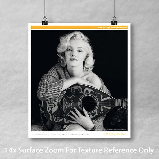 17 in. x 22 in. Innova IFA-45 Editions Exhibition Cotton Gloss 335 gsm (25 Sheets)